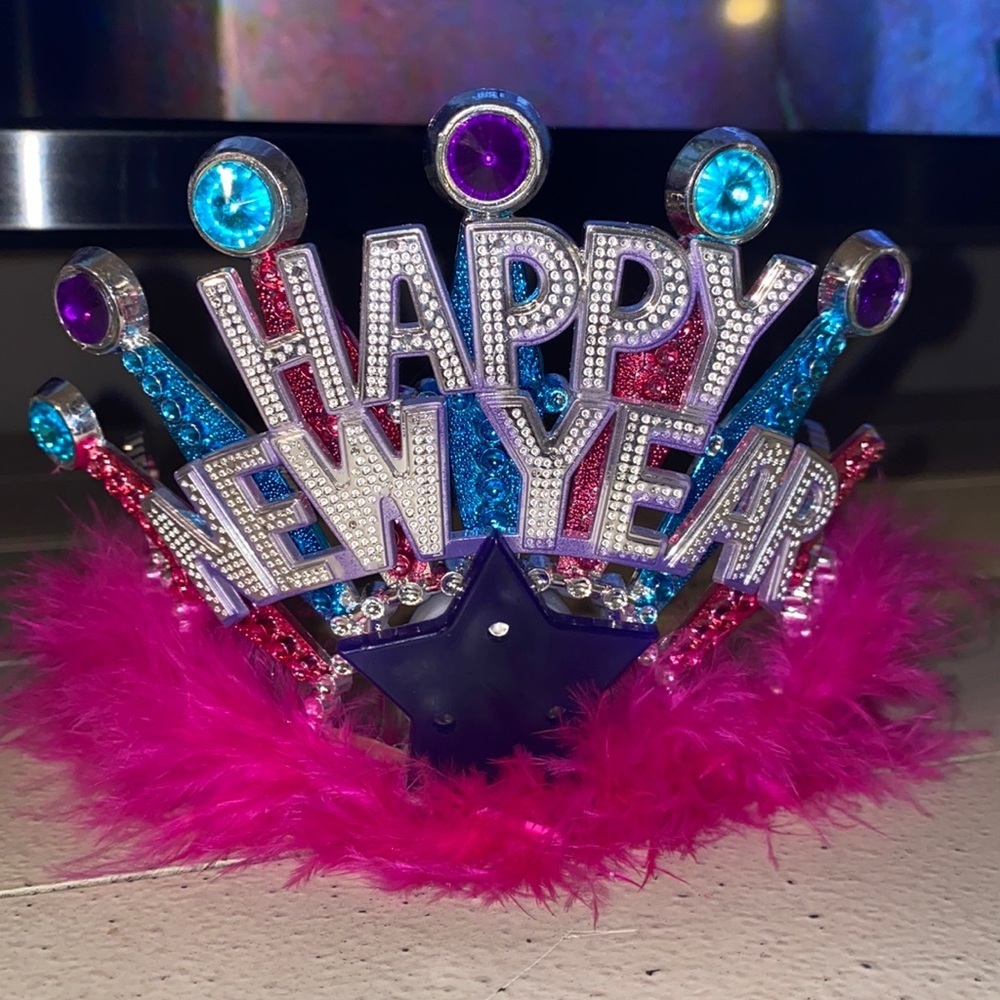 Happy New Year 🎆🎊 crown feather headpiece hair accessory turquoise pink purple